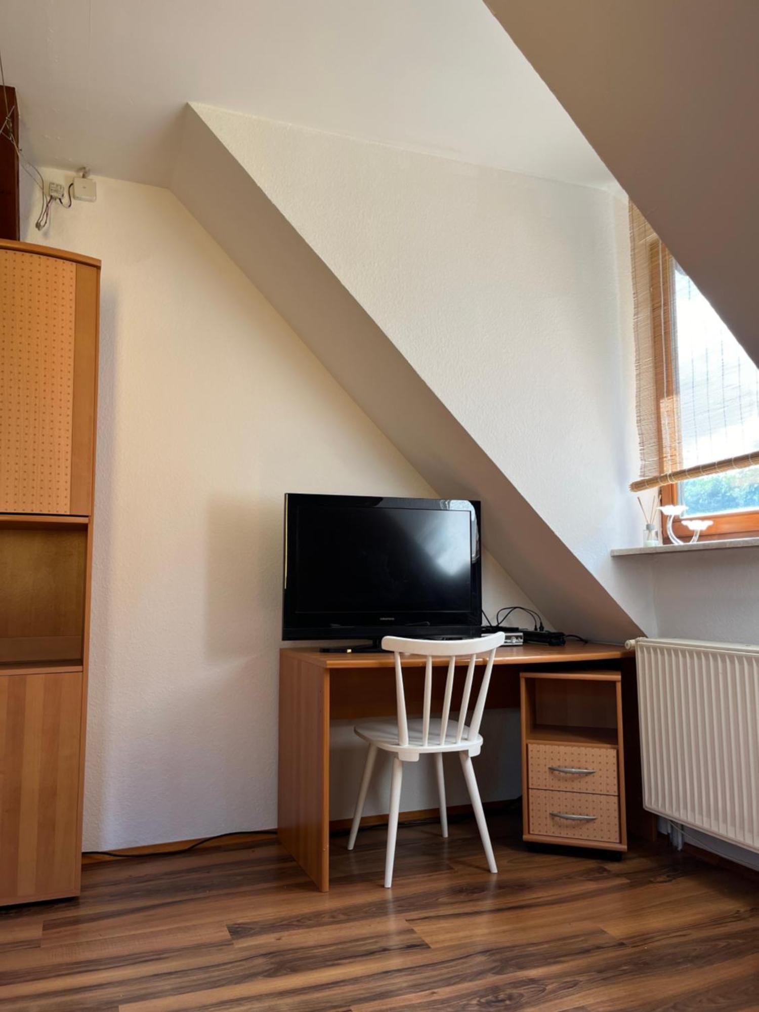 Kleine Bauernhof-Wohnung Im Stadtbusbereich Coburg Exterior foto